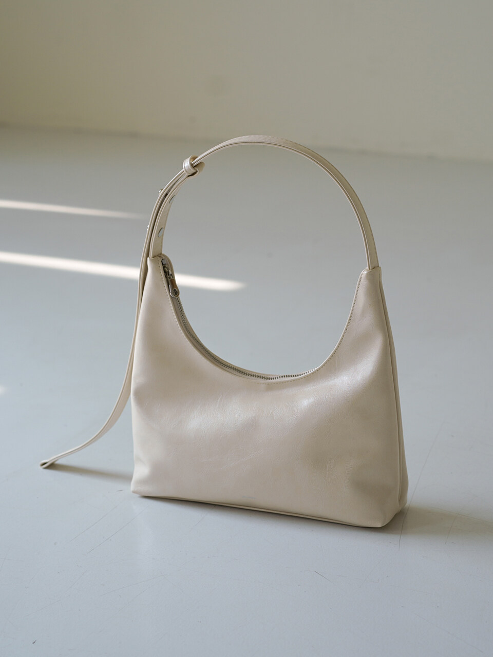 Ecrit Amour Bag - Egg Shell