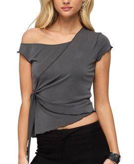 Edikted Edikted Asymmetric Off Shoulder Wrap Top