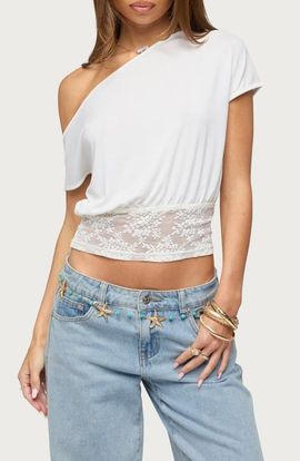 EDIKTED EDIKTED Machy Lace Trim One-Shoulder Top