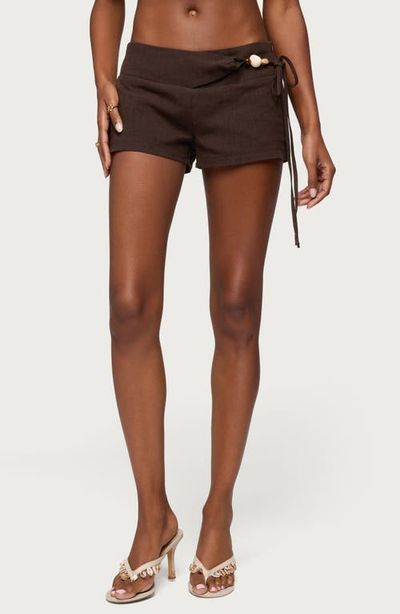 EDIKTED EDIKTED Vikkie Beaded Waist Low Rise Linen Blend Shorts