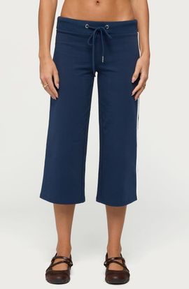 EDIKTED EDIKTED Zanele Side Stripe Capri Sweatpants