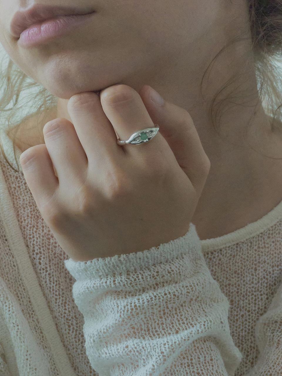 edum A girl.2 Ring