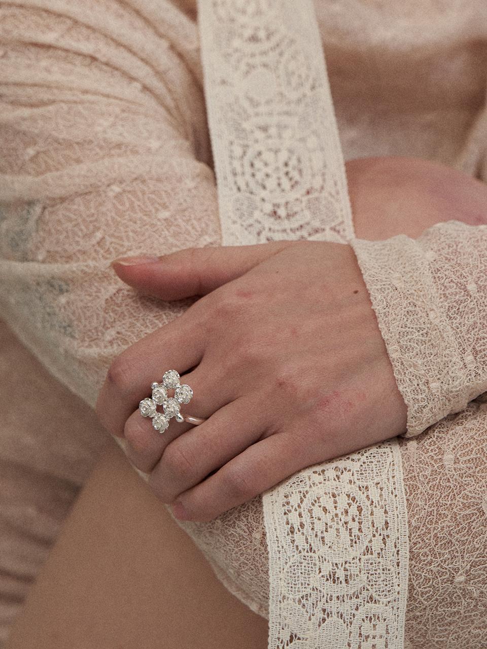 edum Thorns 16 Ring