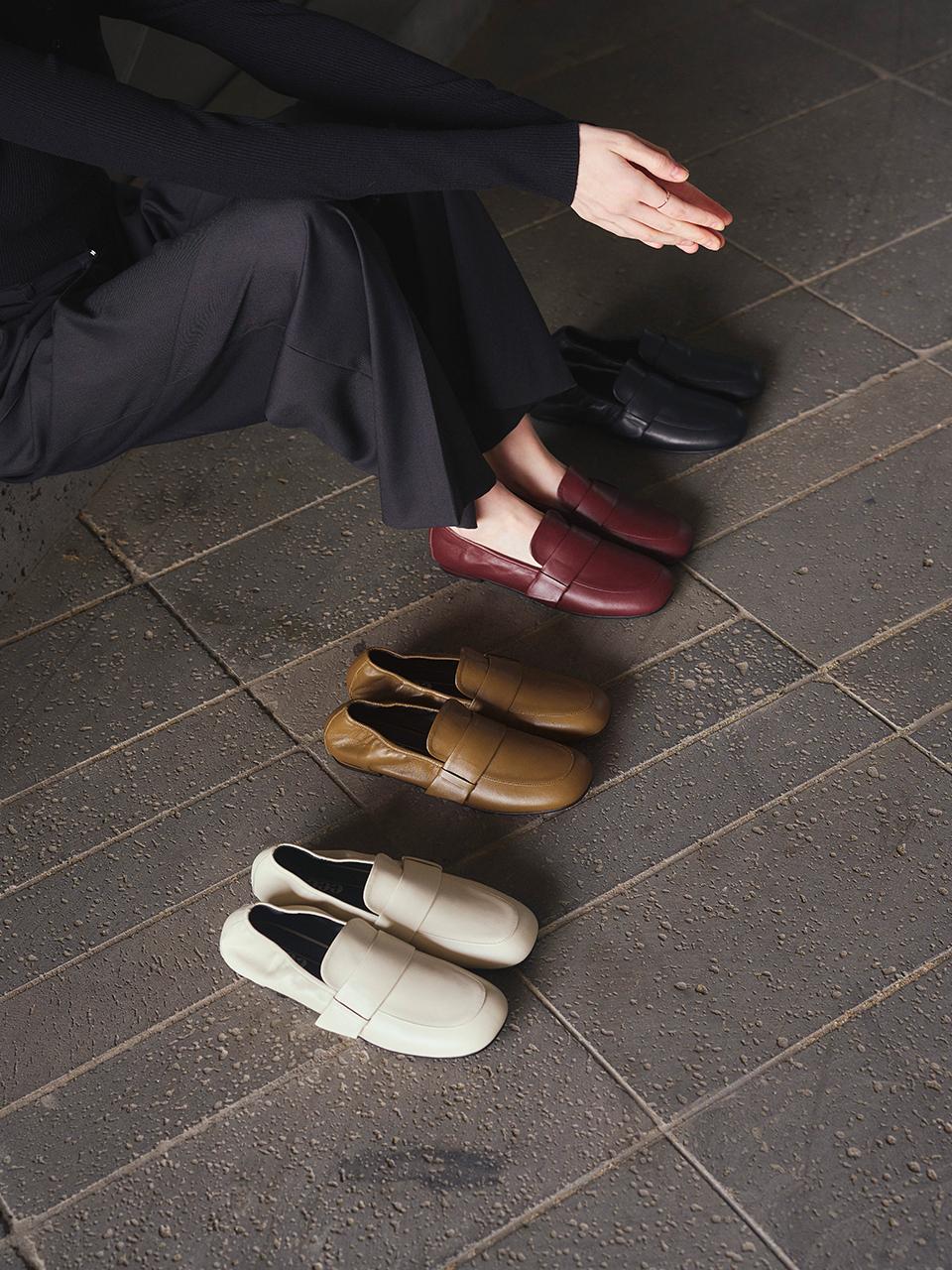 eee Banding Soft Round Toe Loafer