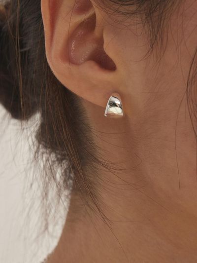 eenie beenie Flat corner earrings ENJ24EW028