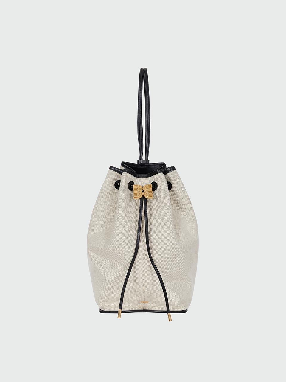 EENK Holly Drawstring Backpack With Logo On Bottom