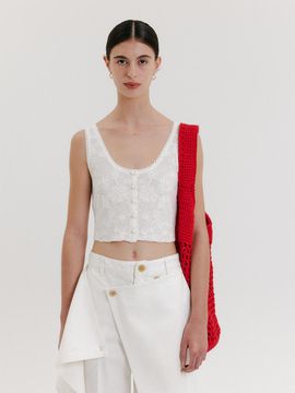 EENK Lace Cropped Knit Vest [White]