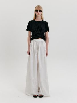 EENK Pleats Wide Pants [WHITE]