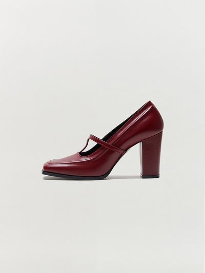 EENK TANE T Point Pumps - Burgundy