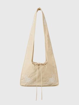 EENK Valentine Embroidery Cotton-Nylon Shoulder Bag [Ivory]