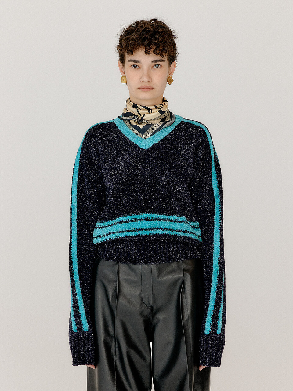 EENK Varina Paneled Knit Pullover _ Navy Sky Blue