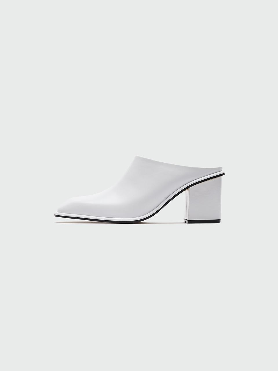 EENK YCOOP Square-toe Mules_White