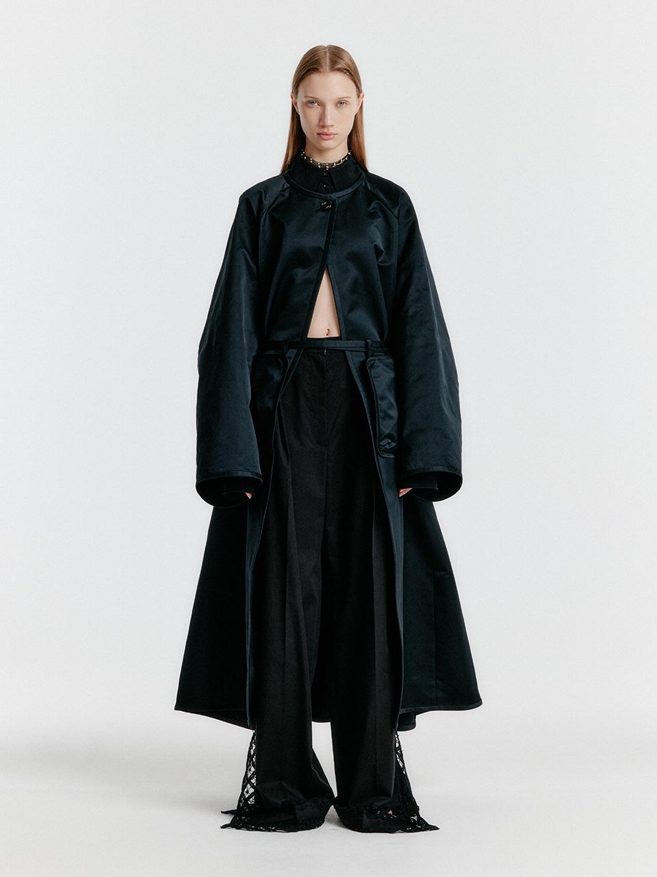 EENK Yeda Detachable Pocket Belt Coat - Black