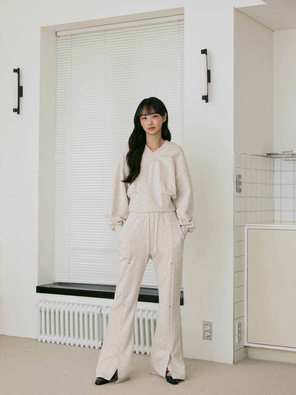 EGOIST BLUE LABEL Zipper Detail Slim Boot-Cut Sweatpants (ER2OPT05)