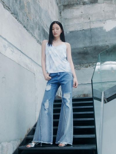 EGOIST Capsule Line Cut Point Boot-Cut Denim (ER2DP461)