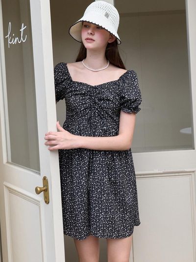 EIGHT DAYS A WEEK Flower Off Dress_Black