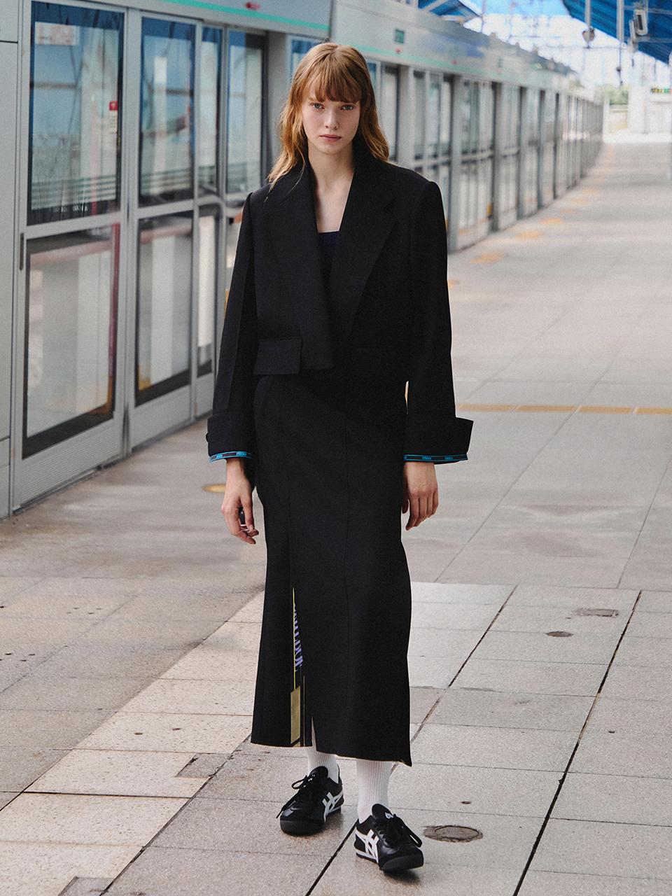 EITHEROF Double Cuffs, Cropped Jacket ITO2EJK500 (BLACK)