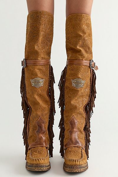 El Vaquero Drifter Embossed Tall Moc Boots