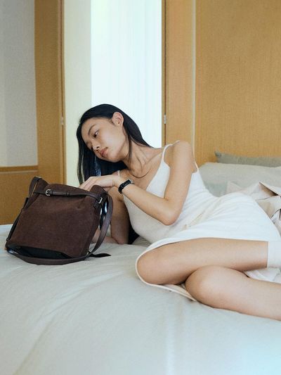 ELBATEGEV Mallory Large Bucket Bag Suede Brown