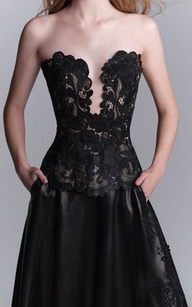 Elie Saab Elie Saab Macrame Lace Strapless Top