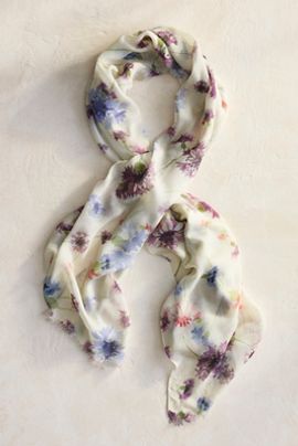 Elizabeth Gillett Bee Balm Scarf