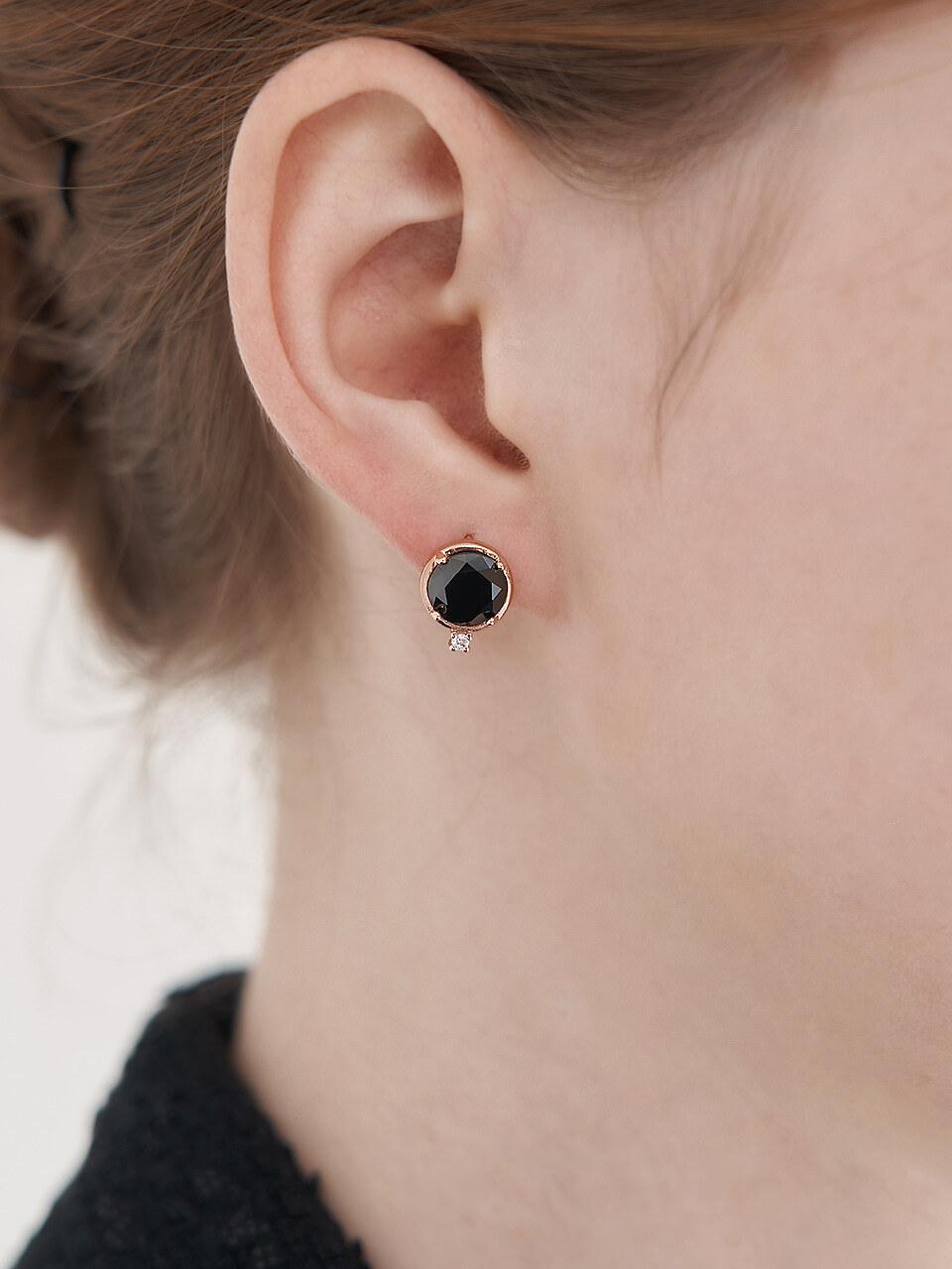 ELLE Jewelry 14K Gold-Filled Huggie Hoop Seahorse Earrings [Black] (ELGPEE547)