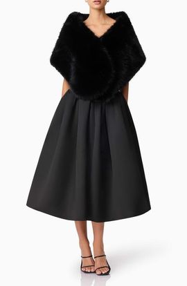 Elliatt Elliatt Lucyna Faux Fur Capelet Cocktail Dress