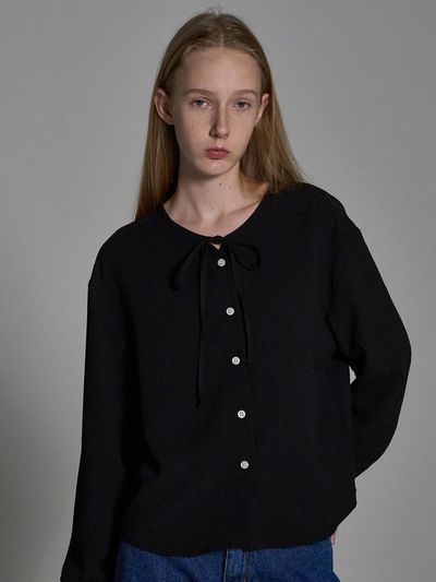 ELLIOTI Wrinkle Ribbon Blouse_Black