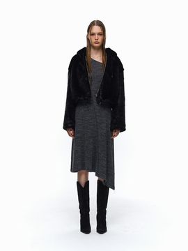 ellonarc Cropped Hooded Fur Jacket_Black