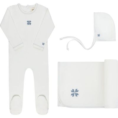 Ely's & Co. Ely's & Co. Embroidered Clover Collection - Layette Set