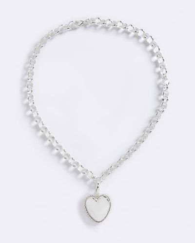 Emma Pills Emma Pills Hot Heart Chain