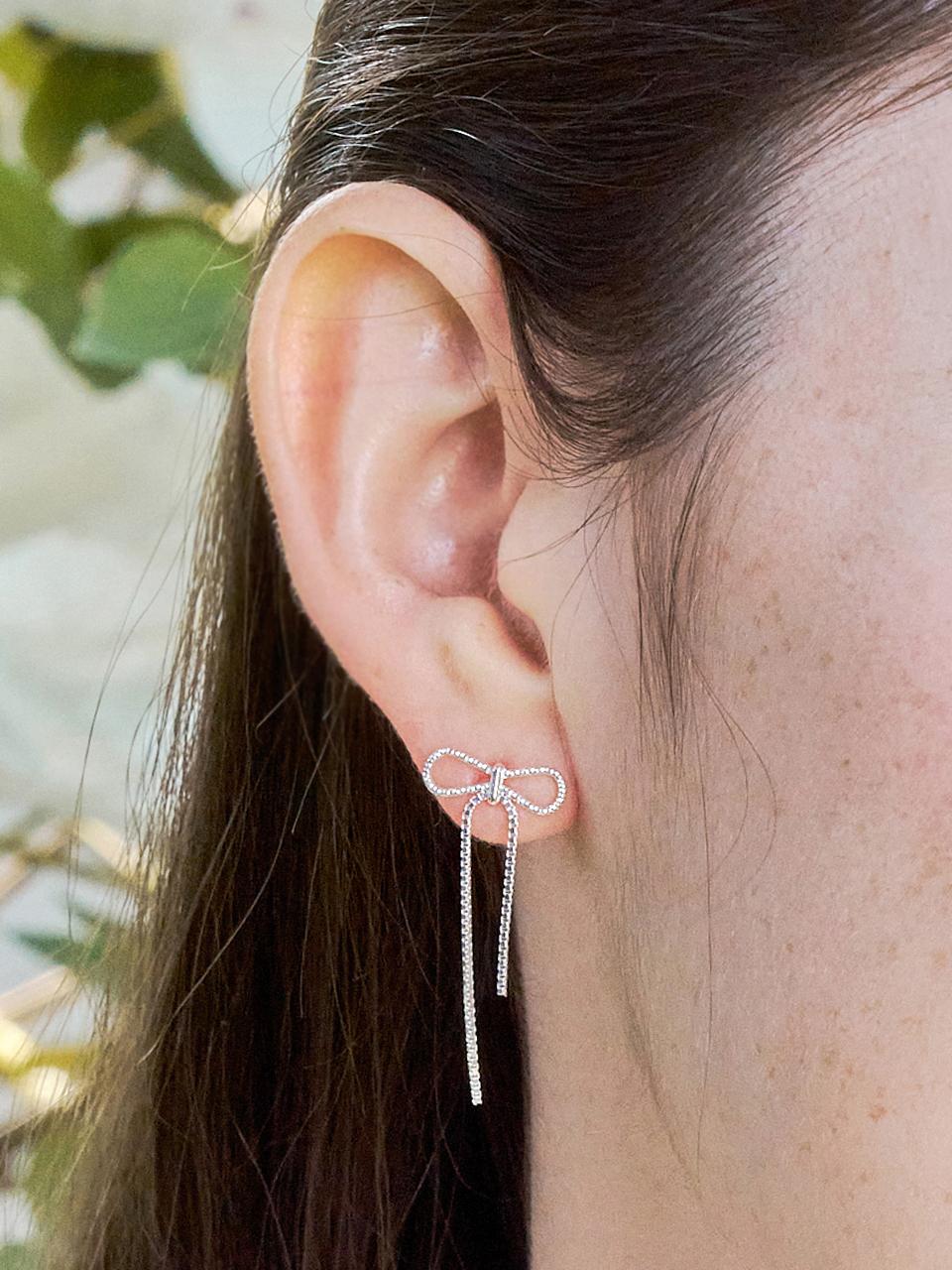 ENGBROX claire ribbon earring