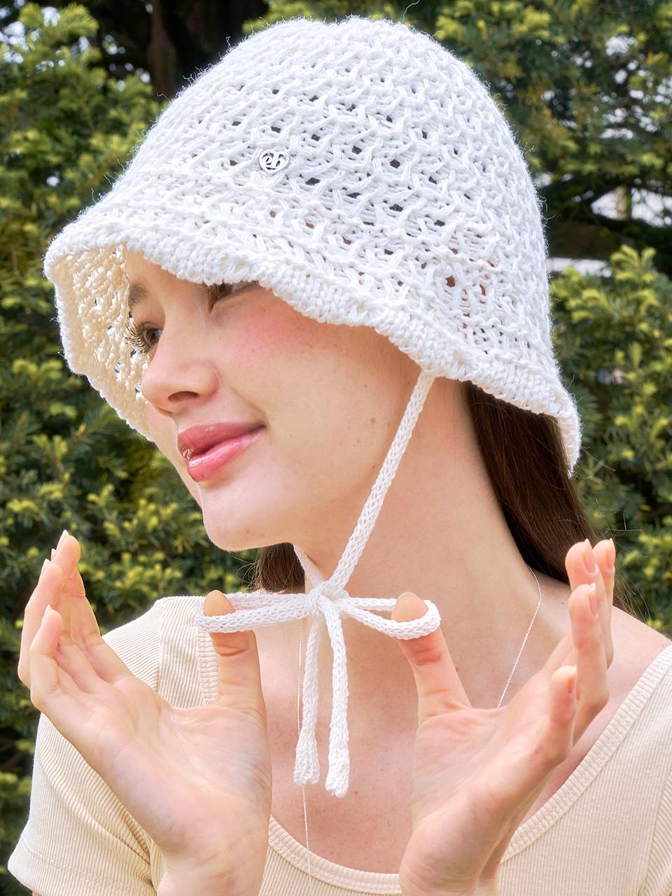 ENGBROX gardening heart strap bucket hat_white