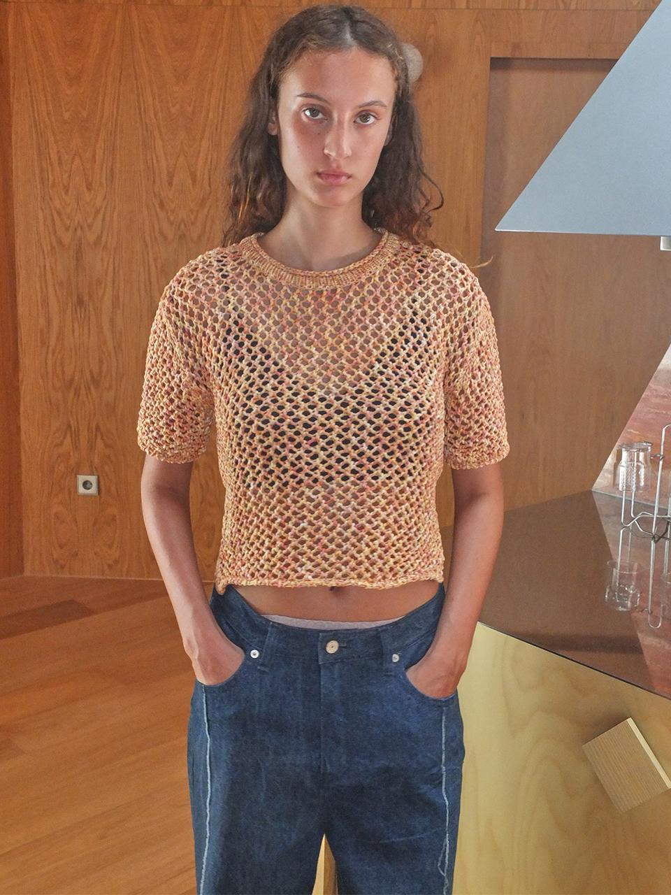 Enor Scotch Crop Half Knit Top