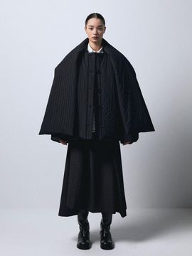 EPINGLER Pleated Detachable Muffler Short Padded Jacket [Black]