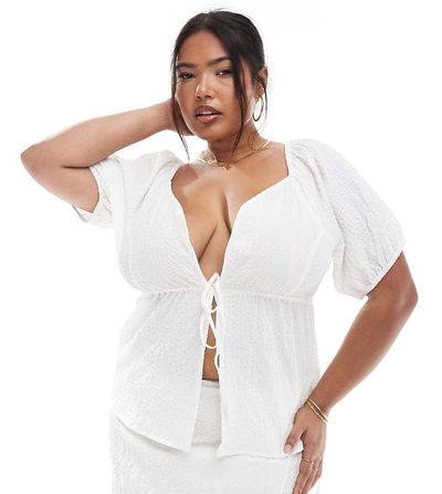 Esmee Curve Esmée Curve Exclusive puff sleeve tie front beach top in white