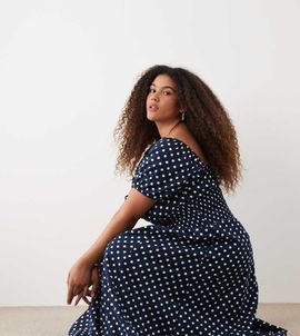 Esmee Curve