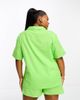 Esmee Curve Esmee Plus beach linen short sleeve shirt in green - part of a set - 4