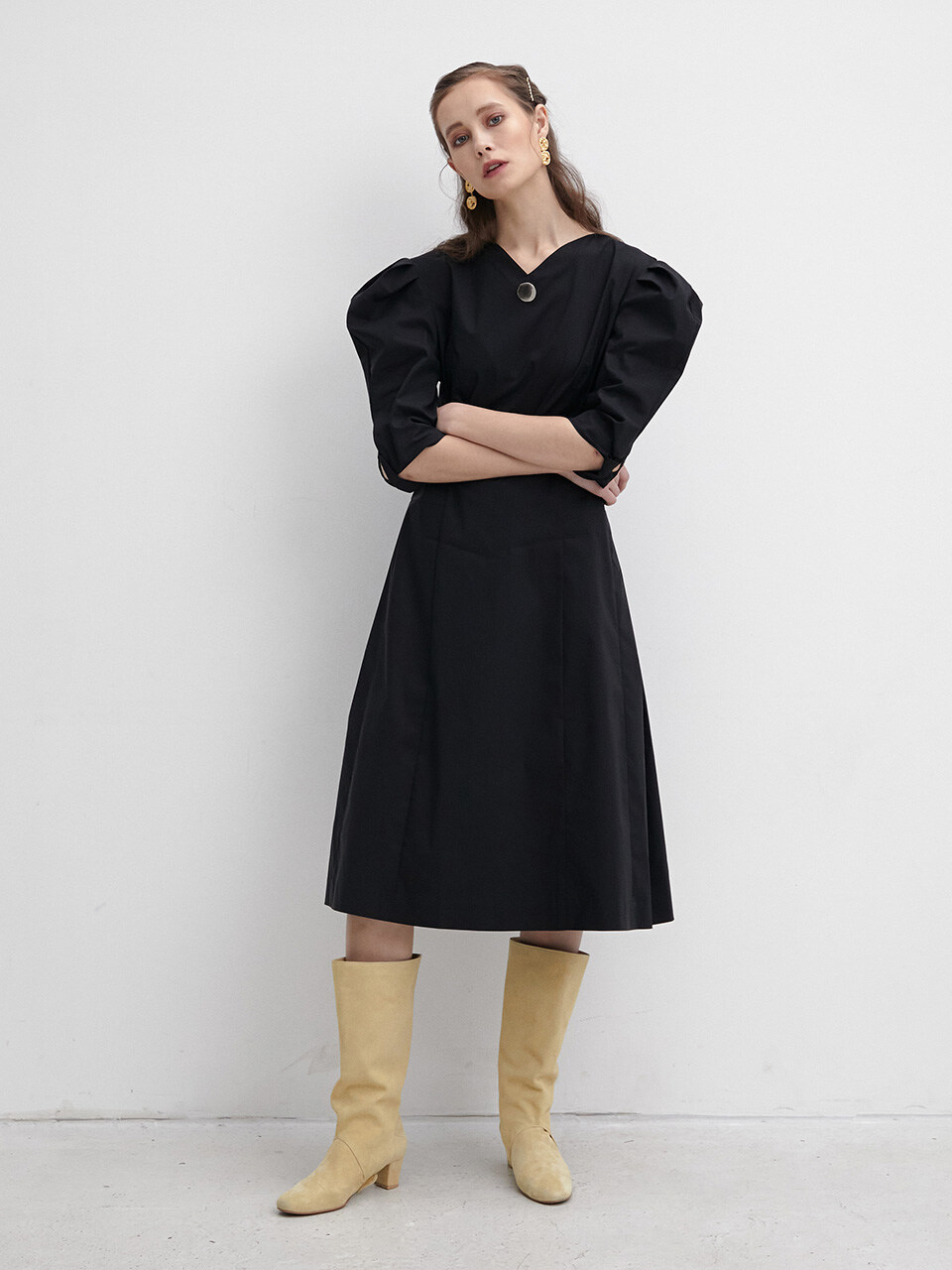 Et demain Sleeve Twisted Bell Dress