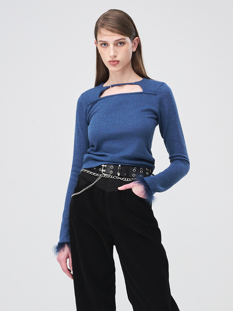 ETMON Fur Trimmed Strap T-shirt _ Blue