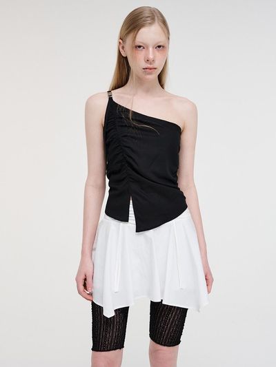 ETMON One Shoulder Buckle Blouse_Black