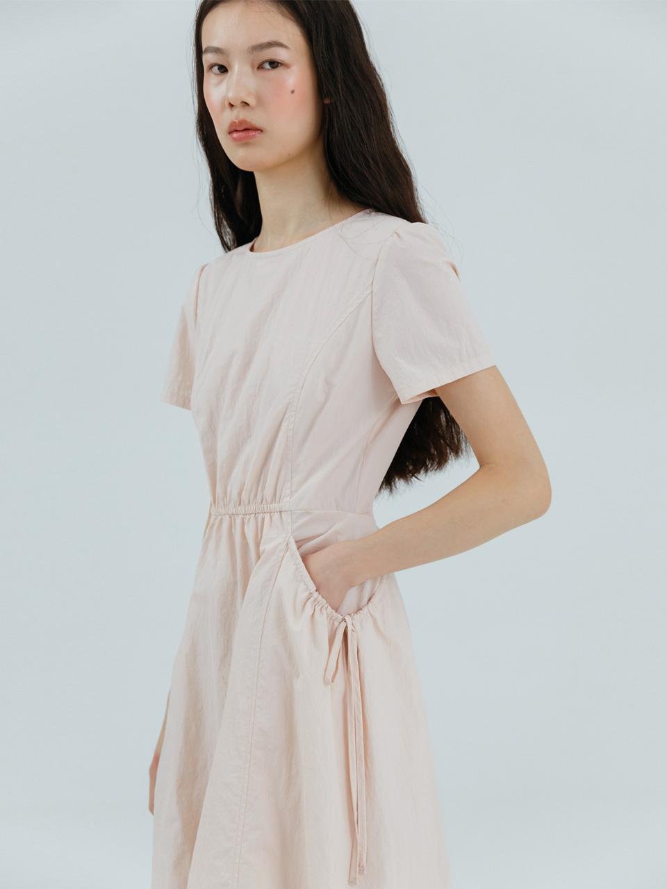 ETMON Pocket Strap Volume Dress [Light Pink]