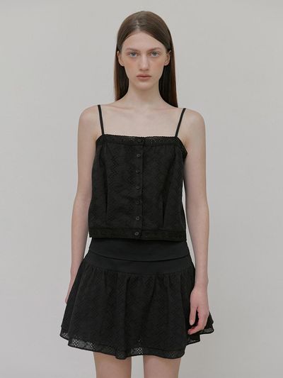 ETMON Punching Lace Sleeveless Blouse_Black