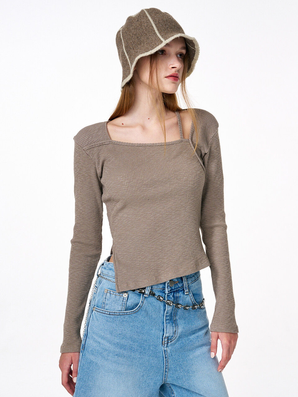 ETMON Square Neck Slit T-Shirt - Ash Brown
