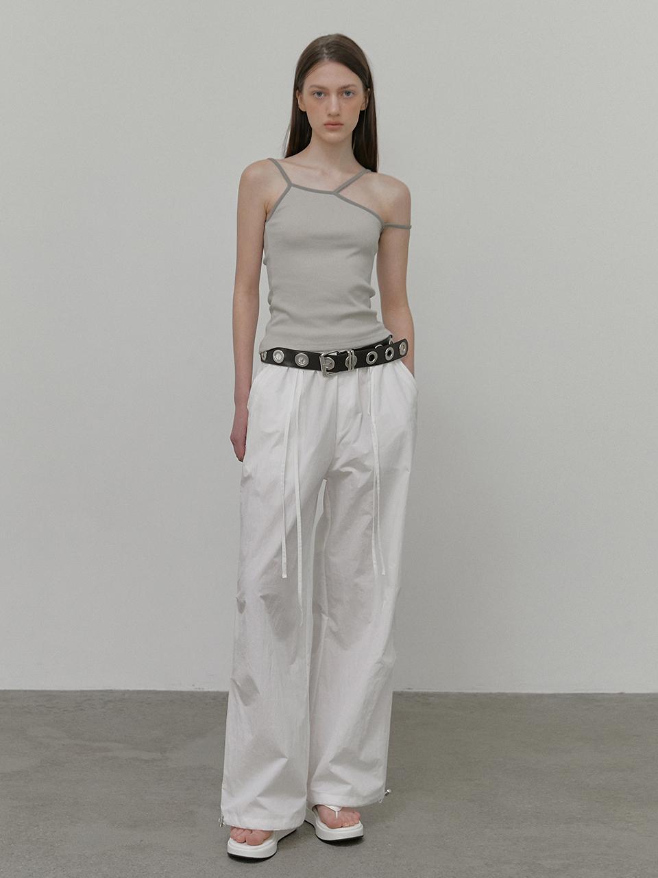 ETMON Strap Pintuck Banding Pants, White