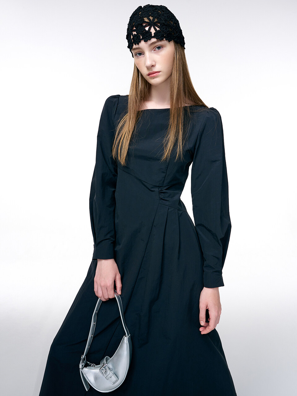 ETMON Unbalance Line Pintuck Dress - Black