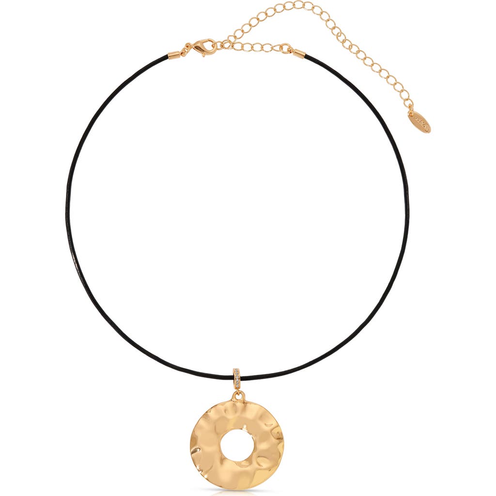 Ettika Ettika Hammered Circle Choker Necklace