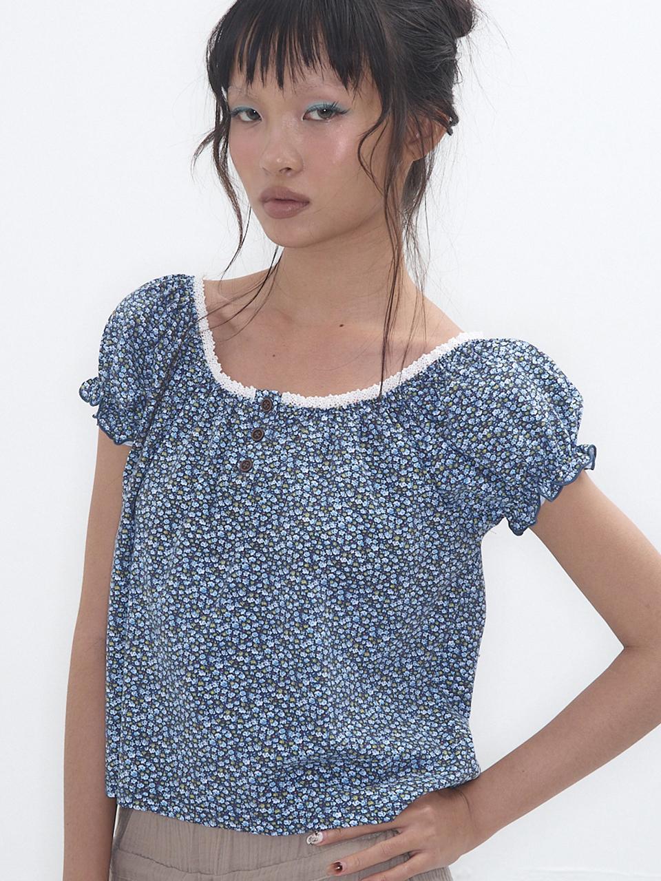 EXPIRED GIRL Bonnie Floral T-Shirts