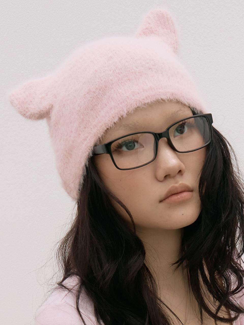EXPIRED GIRL Meow Beanie SOFT PINK