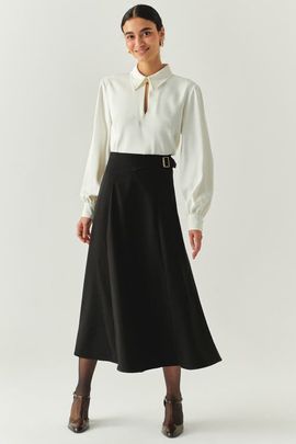 Exquise Exquise Flared Midi Skirt